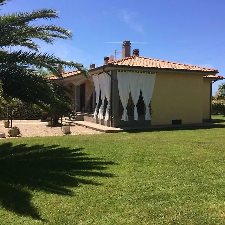 Holiday home Podere Garibaldi Pescia Romana